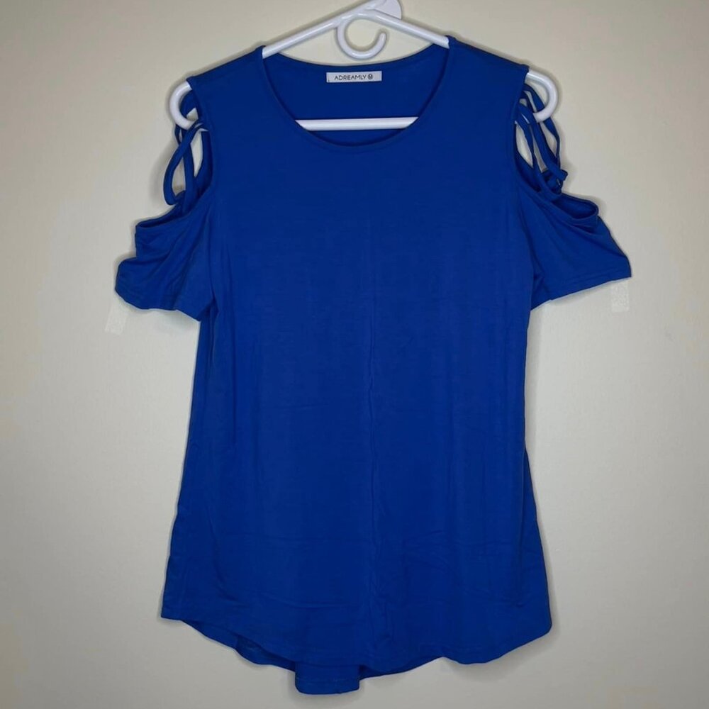Size Med Girls Blue Short Sleeve Top by Adreamly